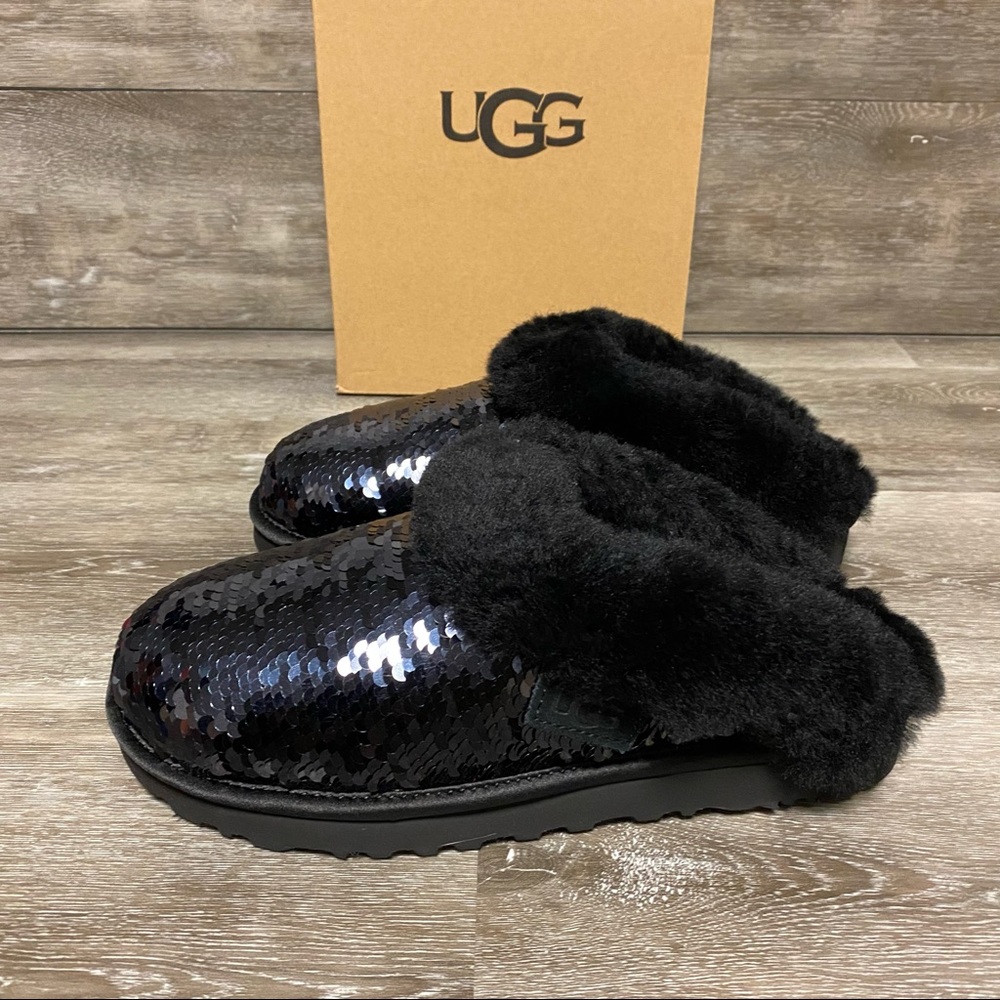 UGG | Cluggette Sequin Slippers Black - Picture 4 of 8